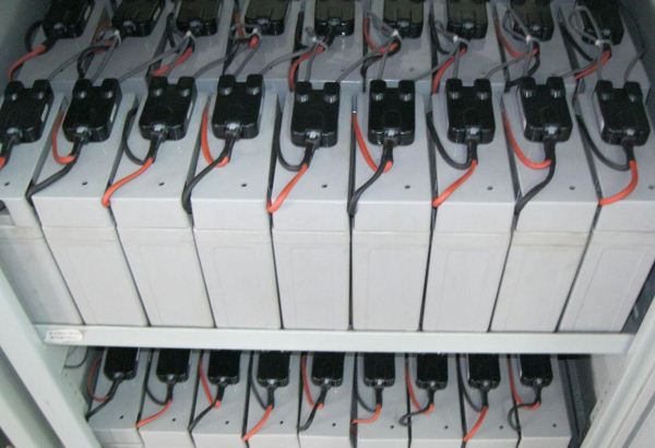 蓄電池監(jiān)測(cè)模塊