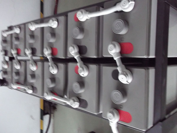 蓄電池在線監(jiān)測系統(tǒng)