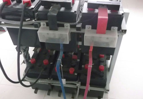 蓄電池監(jiān)測(cè)報(bào)警系統(tǒng)