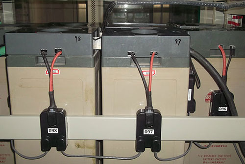 蓄電池監(jiān)測(cè)模塊