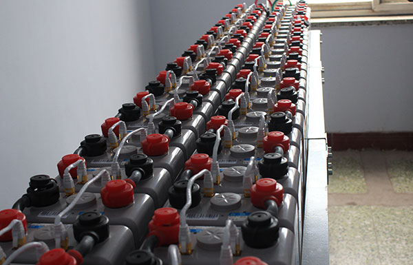 蓄電池監(jiān)控系統(tǒng)方案