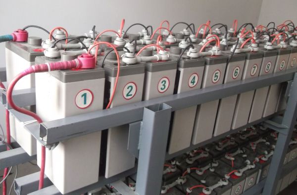 蓄電池實(shí)時(shí)監(jiān)測(cè)系統(tǒng)