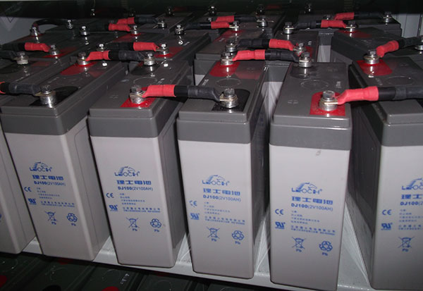 小型機(jī)房蓄電池監(jiān)控