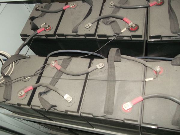 蓄電池監(jiān)測